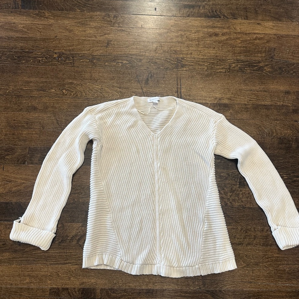 Charter Club Cream V-Neck Sweater XS